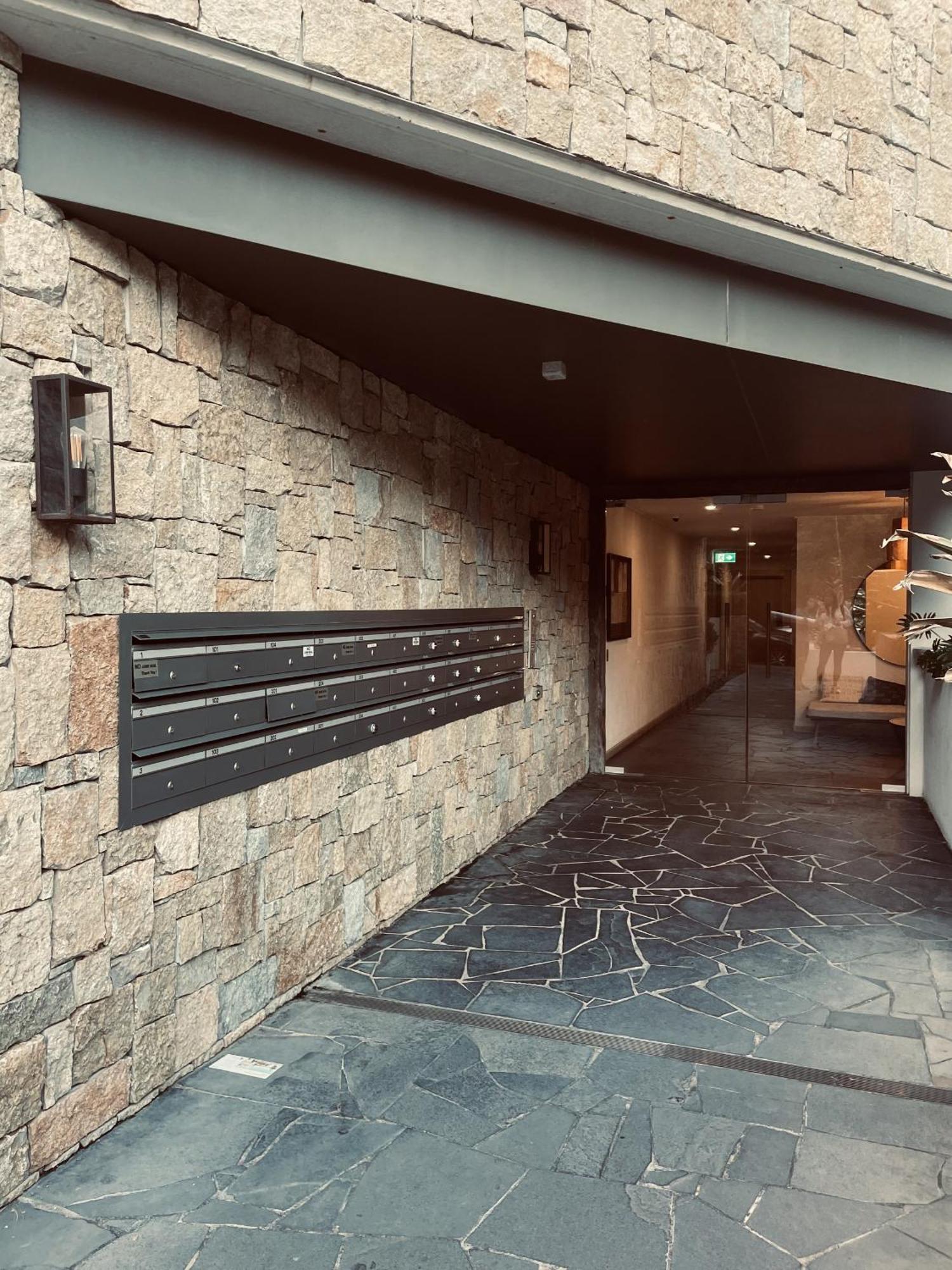 Modern & Quiet 1br With Private Garden In Bondi Close To The *